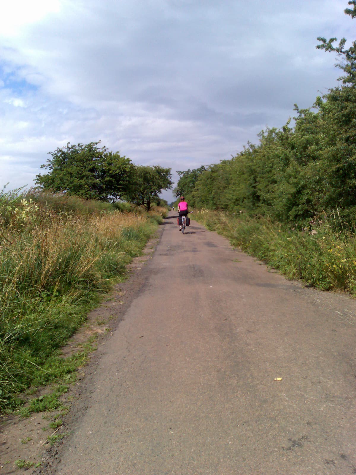 In between Dinnington and Ponteland is this single track road.  The tarmac is lumpy and broken and it makes interesting riding trying to ride the ridges and avoid the holes.