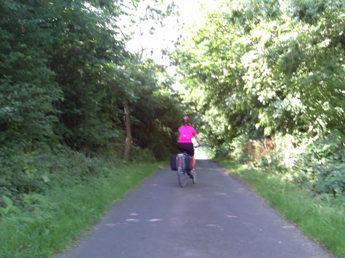 From Ryal we steamed down a very steep hill, I got up to 68km/hr, but then had to pay with a stiff climb up to East Bingfield.  This photo is somewhere on the quiet lane between Bingfield East and Bingfield itself.