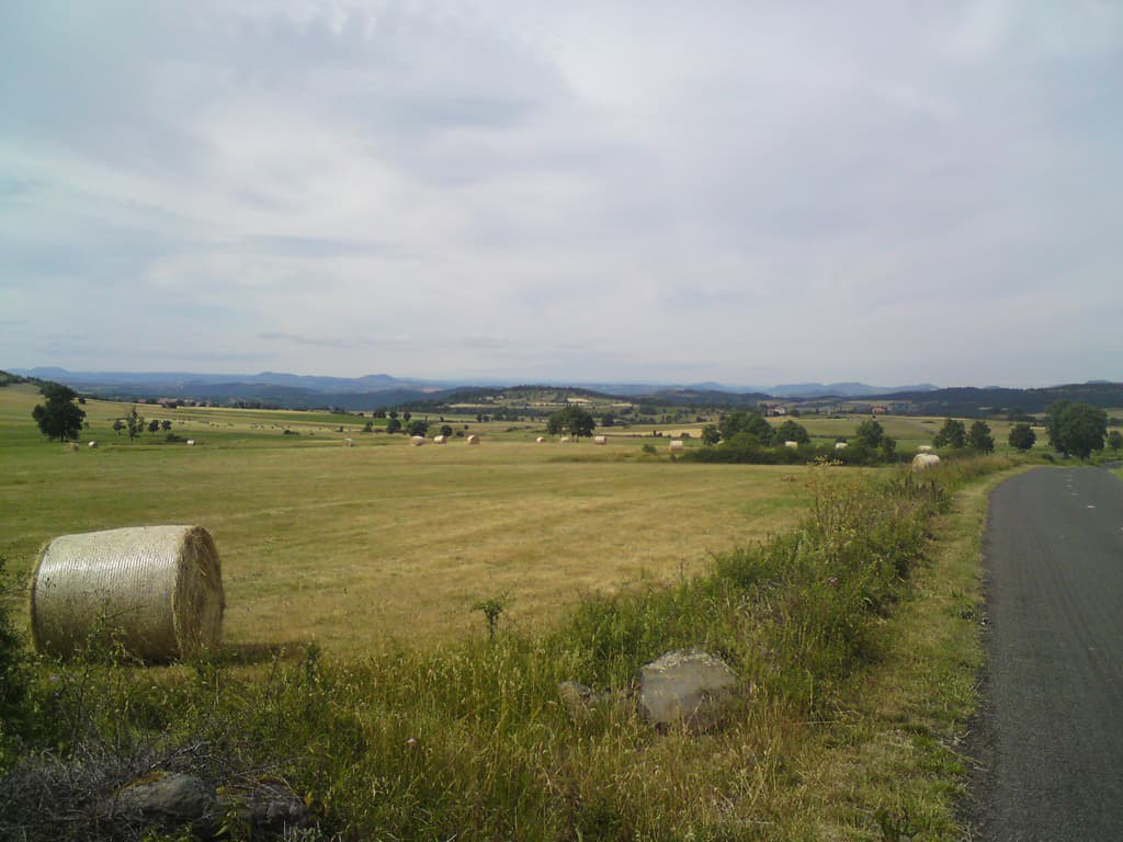 15.46 I was heading to St Martin-de-Fug&egrave;res where I hoped I might find a campsite.  I'd been a week riding by now and I was starting to think I could do with a rest day.