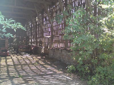 Barn