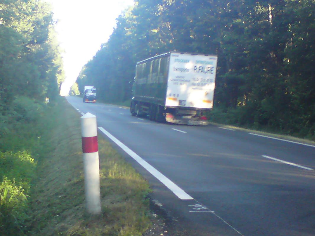 <p><em>7th July, 70km, avg 17.2km/hr, max 44.9km/hr, 3:40 mins riding, 6 hours total</em></p><p>Rollover to see where I start from.</p><p>I couldn't avoid this main road.&nbsp; On my map it was only a D but turned out to be the N76
 with lots of heavy lorries.&nbsp; All overtook on the other side of the road though a couple of times,
 with traffic approaching and only a single lane each way, there'd be a screech of air brakes and they'd slow from 90km/hr to 15 and put on their hazard warning lights and slowly follow me at a respectful distance until they could overtake.&nbsp; So, it was as nice as it could be but still less than restful.</p>