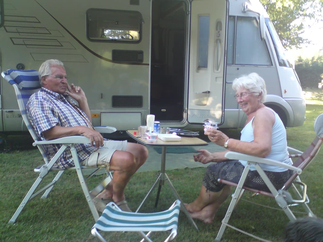 <p>This was just one of the sets of people I chatted to.&nbsp; He'd spotted my scar from the triple bypass which started the conversation.&nbsp; Their tibetan terrier was the next topic, over a nice glass of red they gave me.&nbsp; I carried on chatting to the woman while he went to get frites and was still chatting by the time he came back.&nbsp; In spite of my less than heartfelt protestations that I wasn't hungry they insisted I share their humungous portion of chips, which I happily did.</p>