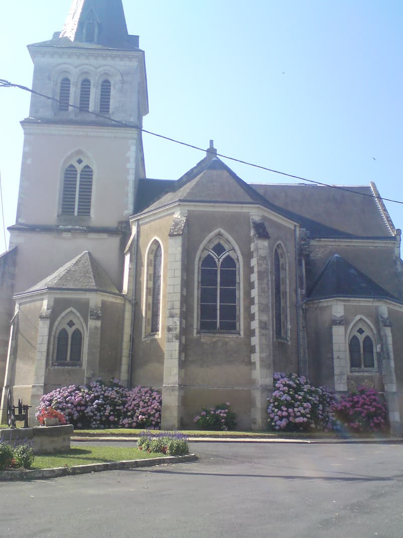 <p>Not exactly a very pretty church, but I liked its proportions and the rhododendron bushes planted around it.</p>