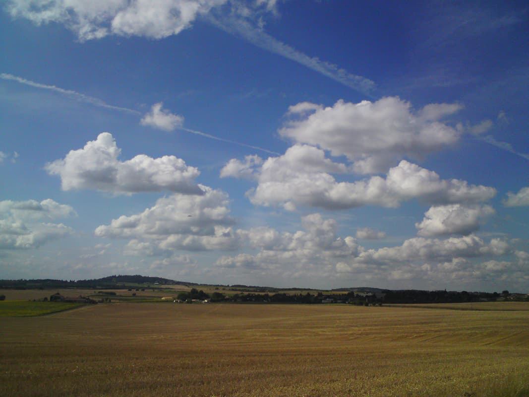 <p>It was now about half four and since I'd started about half six, after almost ten hours on the bike I was getting a little weary.&nbsp; But, my goodness, the landscape was uplifting.</p><p>There was no sign of any campsite but I did bump into a couple of cyclists, who turned out to be English.&nbsp; One of them, who lived about 5km away, offered to let me camp on their lawn, an offer I was very grateful for.&nbsp; However, it was 5km back the way I'd cycled and I just couldn't bear the thought of re-climbing those same hills and then doing the same again tomorrow, so I thanked him profusely but peddled on.&nbsp; I was resolved to just wild-camp.</p>