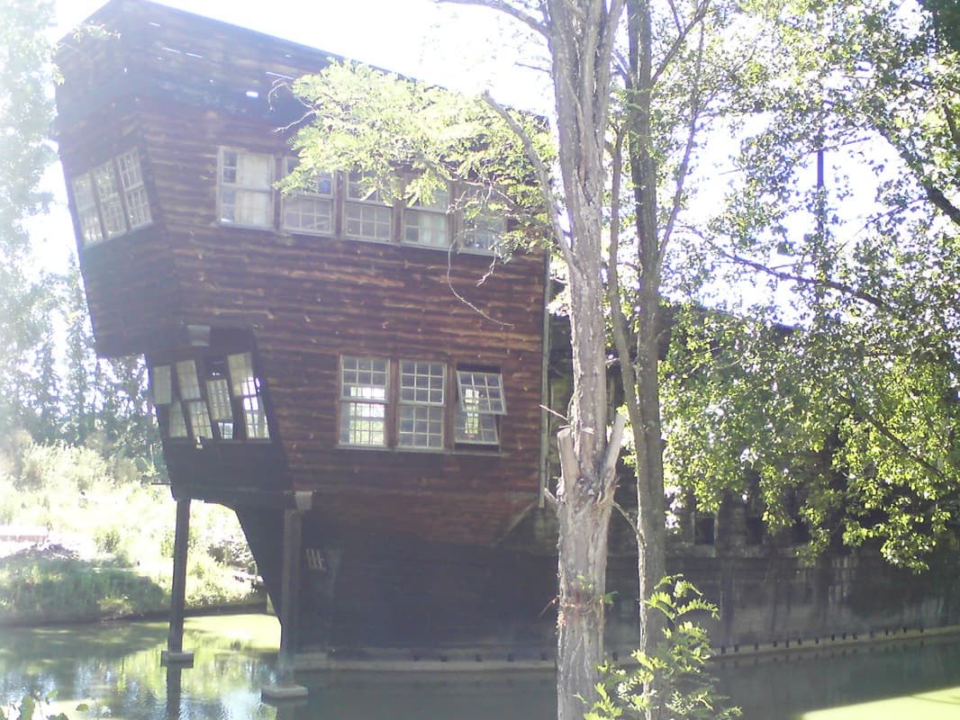 <p>This weird site is on the way to the campsite, Les Violettes, near Deyme.&nbsp; A really nice campsite too.&nbsp; With adjustable temperature showers that you could turn on and off, rather than being on a timer button.&nbsp; The owner was very nice and very helpful and there was a restaurant next door, so somewhere good to eat.&nbsp; In fact, very good to eat, with good music too (jazz and old blues).</p><p>I got my tent up, having checked the family next to whom I was pitching didn't mind me as a neighbour, and did my chores.&nbsp; I'm so glad my new neighbours didn't mind else I might never have got to know them.&nbsp; The nicest people you could hope to meet: Marie-Annick, Christian, Sodinie and Matt&eacute;o.&nbsp; We shared cherries and lots of happy conversations.</p><p>In fact they generously invited me to share their evening meal though I said no, since I wasn't that hungry.&nbsp; Then I discovered the restaurant next to the camping and they had moules frites as a special and suddenly I was very hungry.</p>