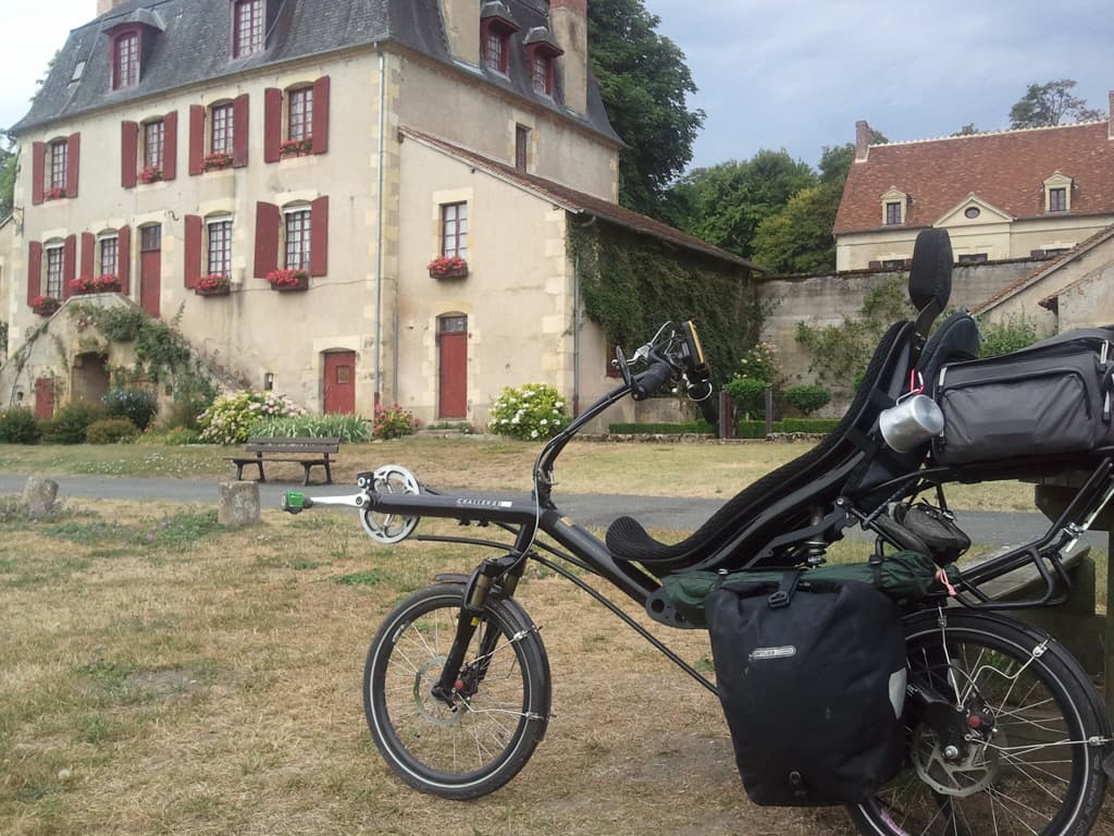<p>The whole village was just gorgeous, I imagine it must be swamped with visitors at times. &nbsp;It's officially designated as 'prettiest village in France' though several are it turns out, equal prettiest.</p><p>This row of houses look out on the river Allier. &nbsp;They all have nice gardens, with beautiful and varied plantings, and relaxed and friendly people live there, at least that's true of the few I spoke to. &nbsp;One of the couples I spoke to, to ask their opinion of the brasserie that would open in an hour, recommended instead a place in the next village, a recommendation I'm very grateful for. &nbsp;So, thank you Mr &amp; Mrs Marinier of Apremont.</p>