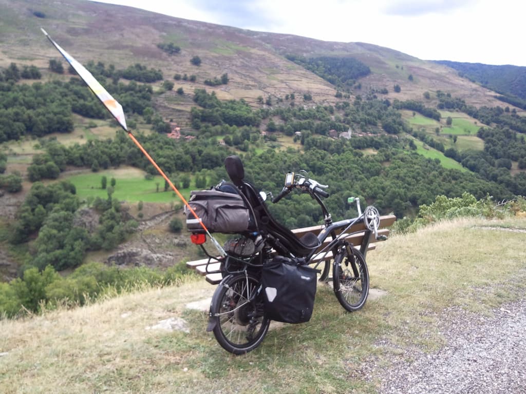 <p>It sort of reminds of the Lakes this shot.</p>