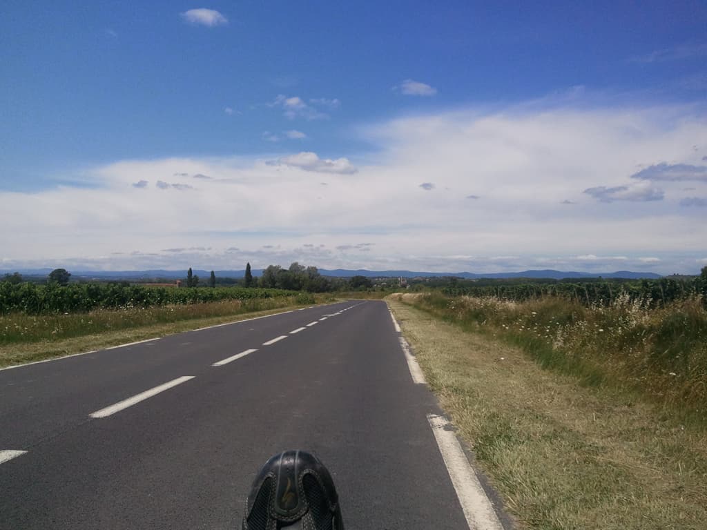 <p>Marie-Laure had suggested we go to see Malpass, which I would have loved to do but was reluctant to do it and feel rushed, since I knew I had a bit of cycling to do to get to the campsite in Sall&egrave;les d'Aude, though it wasn't too far away.</p><p>It turned out to be a good job we didn't go since the campsite I'd used last year at Sall&egrave;les d'Aude was closed for the season. &nbsp;I ended up having to do another 15km or so before finding lodging.</p>
