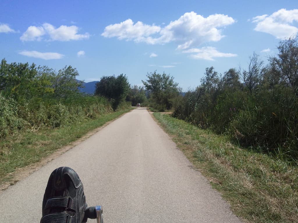 <p>Little chance of meeting any police down this road. &nbsp;I had seen a couple of patrol cars, Mossos d'Esquadra I think the police are called in Catalunya but they hadn't come after me with sirens blaring.</p>