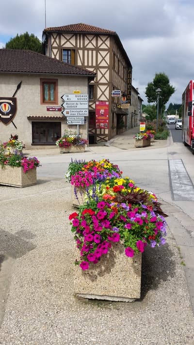 Lussac-les-Châteaux